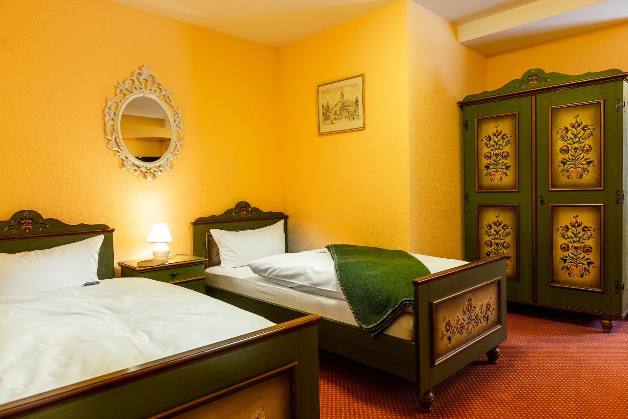 Werdenfelser Hof Garmisch-Partenkirchen Ngoại thất bức ảnh