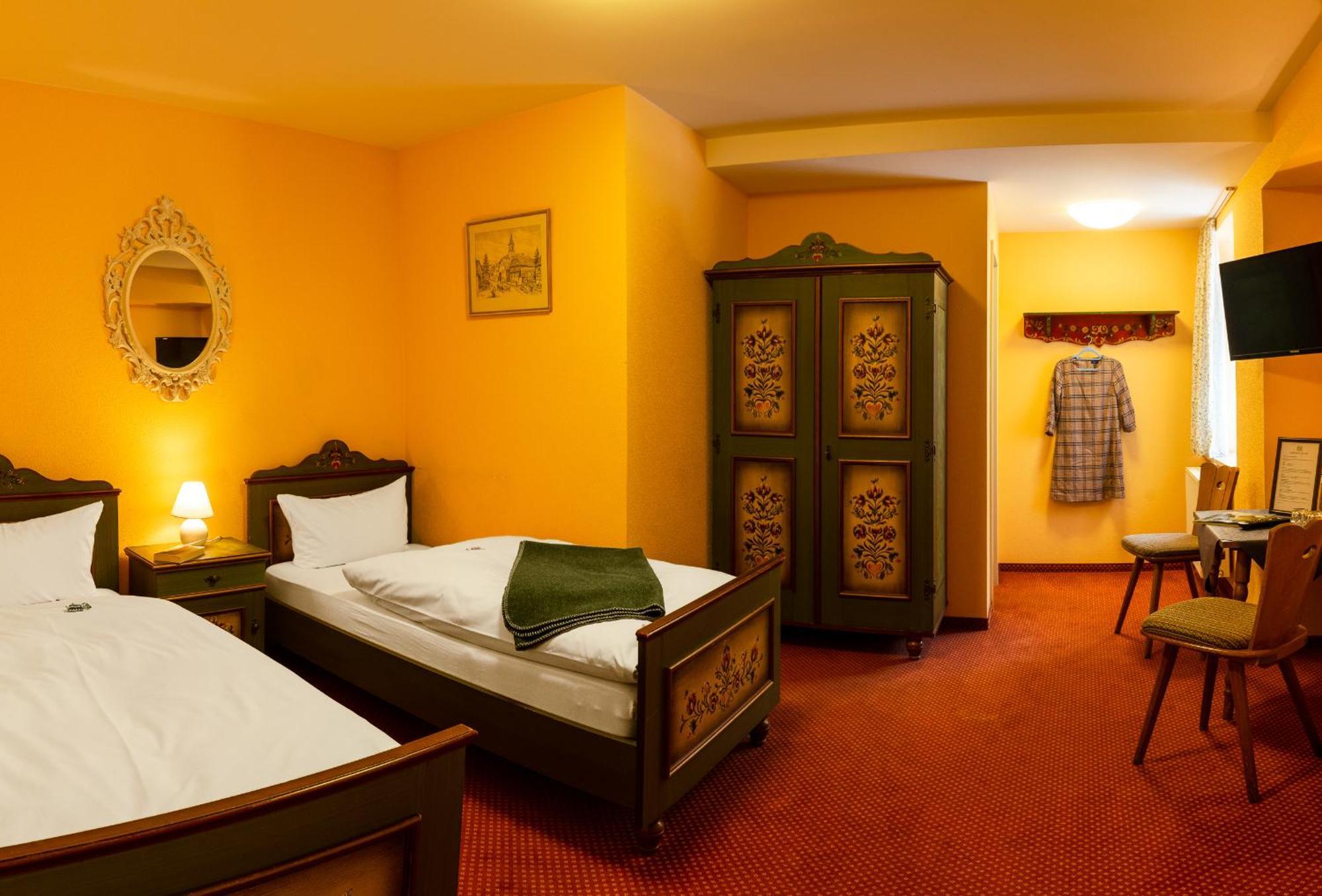 Werdenfelser Hof Garmisch-Partenkirchen Ngoại thất bức ảnh