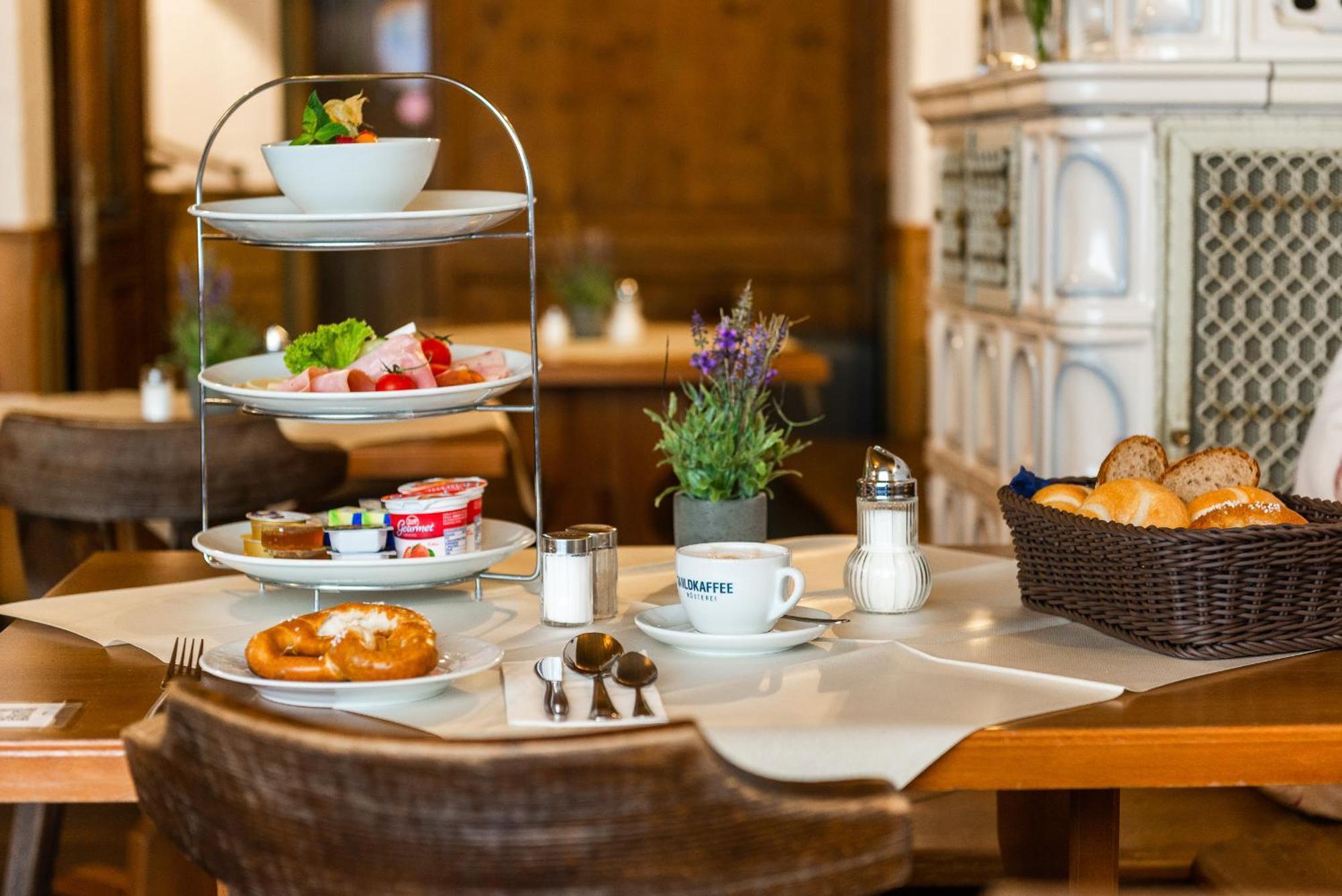 Werdenfelser Hof Garmisch-Partenkirchen Ngoại thất bức ảnh